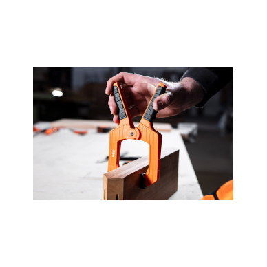 Stiprus spyruoklinis spaustukas 4"/100 5 Stiprus spyruoklinis spaustukas 4"/100 5