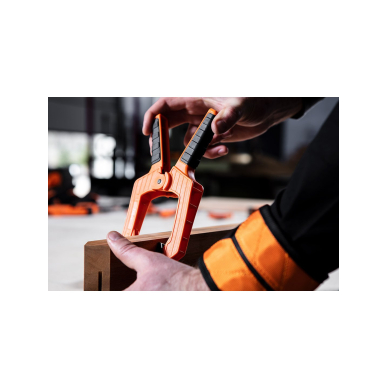 Stiprus spyruoklinis spaustukas 4"/100 6