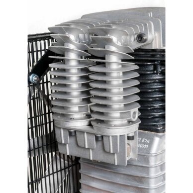 Stūmoklinis kompresorius AIRPRESS HK 650-200 Pro 4kW 4