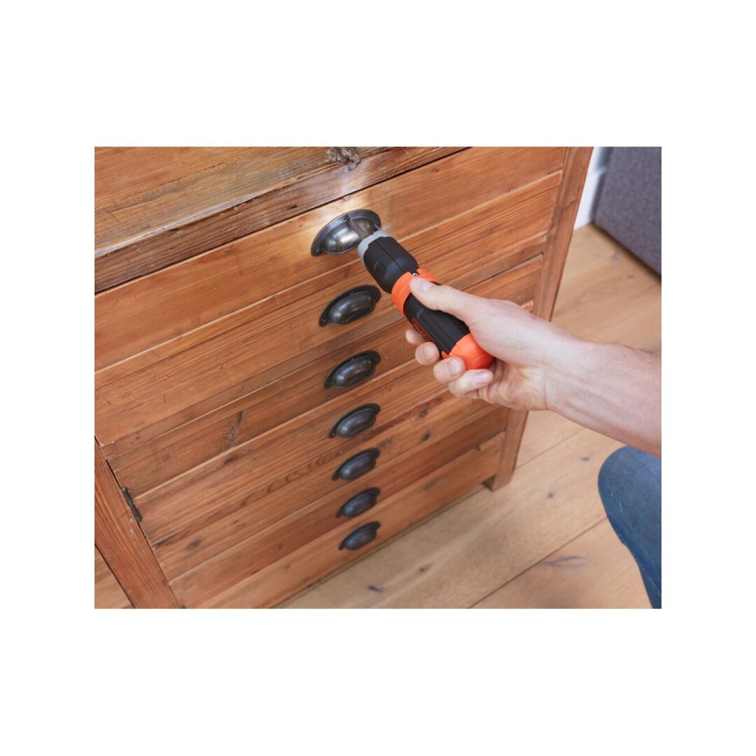 Suktukas akumuliatorinis, 6V BCF601C-XJ, (be akumuliatoriaus ir pakrovėjo), Black&Decker 1