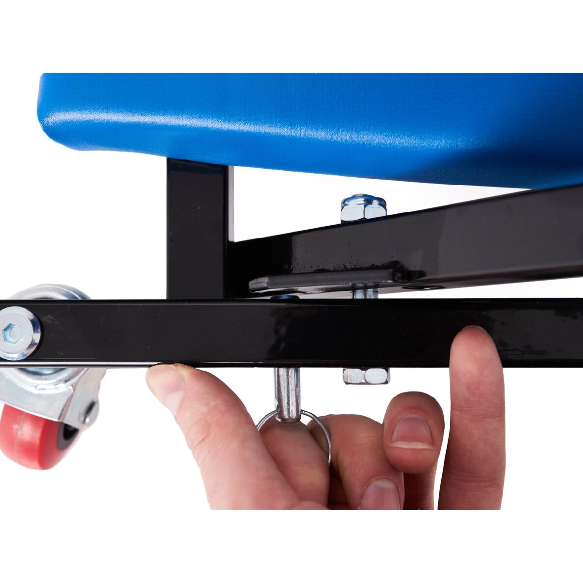 Sulankstomas gultas-kėdutė 7 Sulankstomas gultas-kėdutė 7