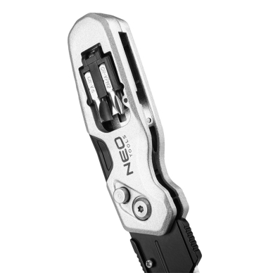 Sulankstomas trapecijos formos peilis 1+3 peiliukai, 2 antgaliai 8