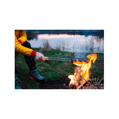 Sumuštinių keptuvė su laužu 7 Sumuštinių keptuvė su laužu 7