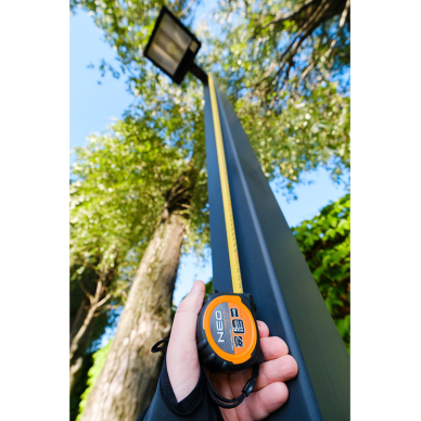 Suvyniota plieninė juosta 5 m x 25 mm, magnetas 3 Suvyniota plieninė juosta 5 m x 25 mm, magnetas 3