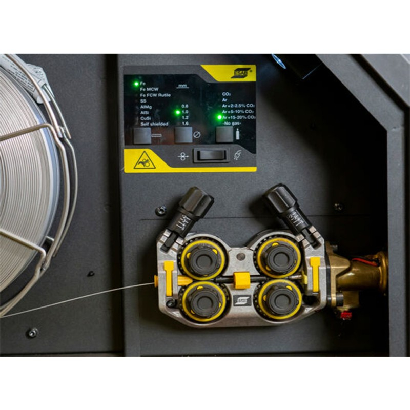 Suvirinimo pusautomatis su degikliu ESAB Rustler EM 350Cw Pro Synergic 3