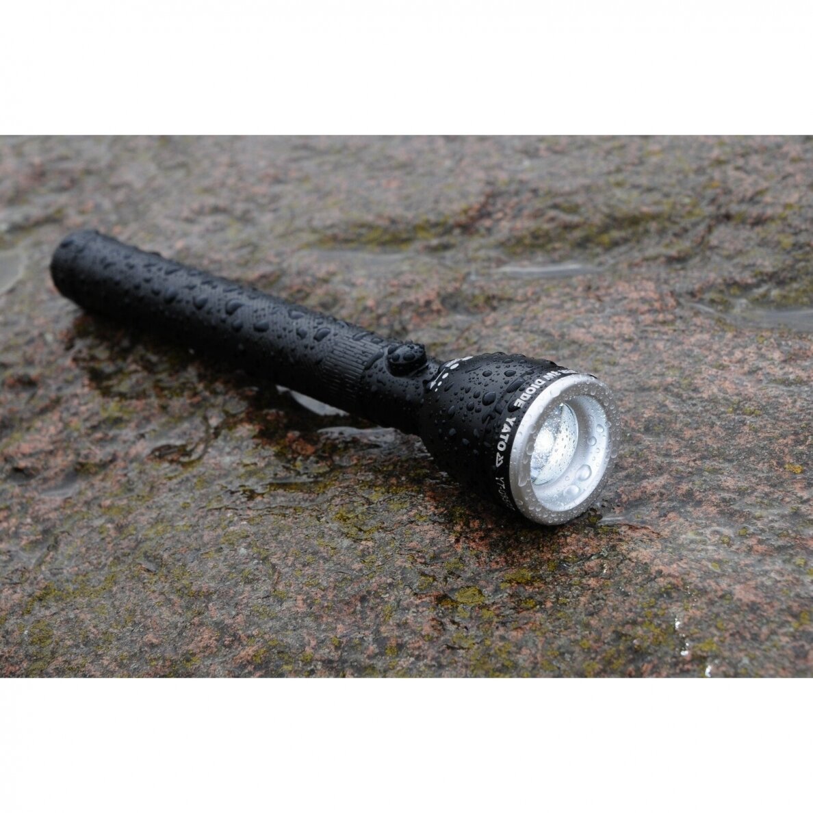 Šviesos diodų prožektorius LED CREE XPE 3W, 210X37mm (YT-08575) Šviesos diodų prožektorius LED CREE XPE 3W, 210X37mm (YT-08575)
