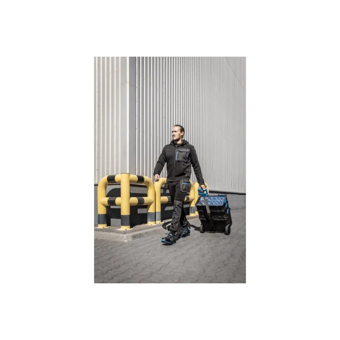 THEO megztinis su gobtuvu  L dydis 2