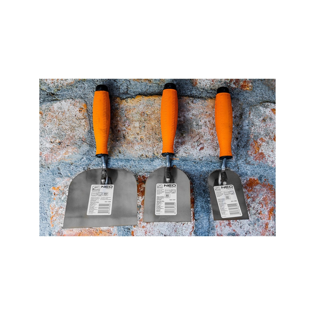 Tinko kraštinė mentele - suapvalinta , 100 mm, bi-material handle 7 Tinko kraštinė mentele - suapvalinta , 100 mm, bi-material handle 7