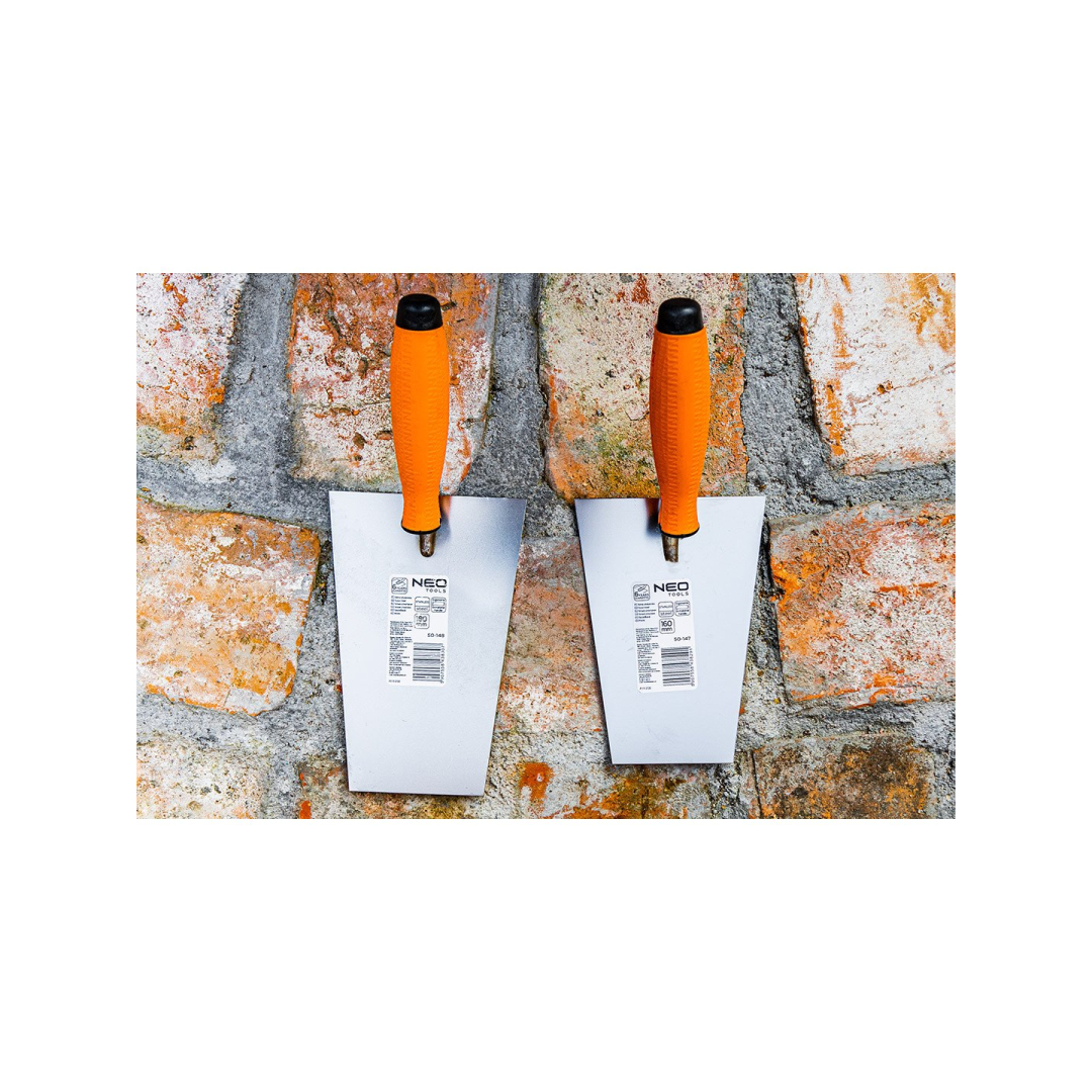 Tinko kraštinė mentele - trapecinė, 140 mm, medine rankena 7