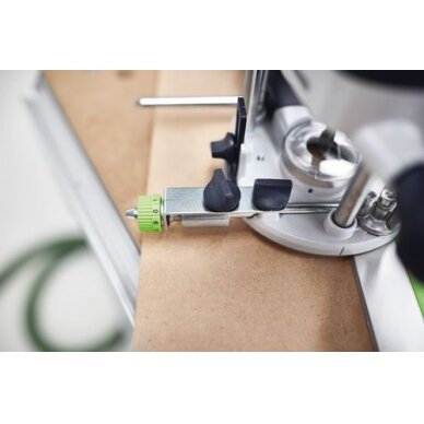 Tikslus kreipiančiosios atramos nustatymas Festool FE-FS/OF 1000 (488754) 3 Tikslus kreipiančiosios atramos nustatymas Festool FE-FS/OF 1000 (488754) 3