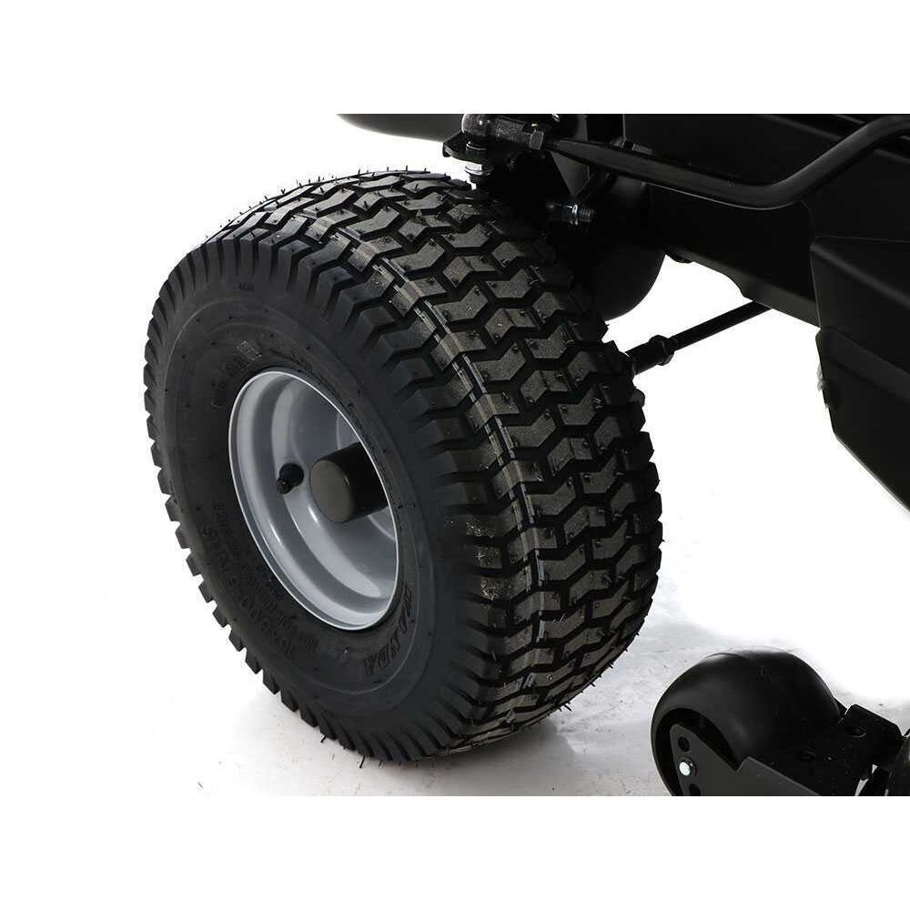 Traktoriukas su surinkimu - Castelgarden XDC 140 15