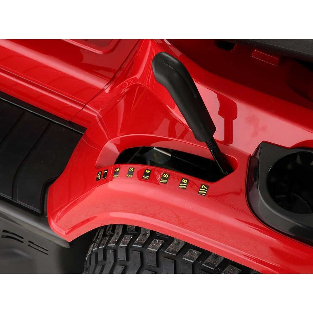 Traktoriukas su surinkimu - Castelgarden XDC 140 8 Traktoriukas su surinkimu - Castelgarden XDC 140 8