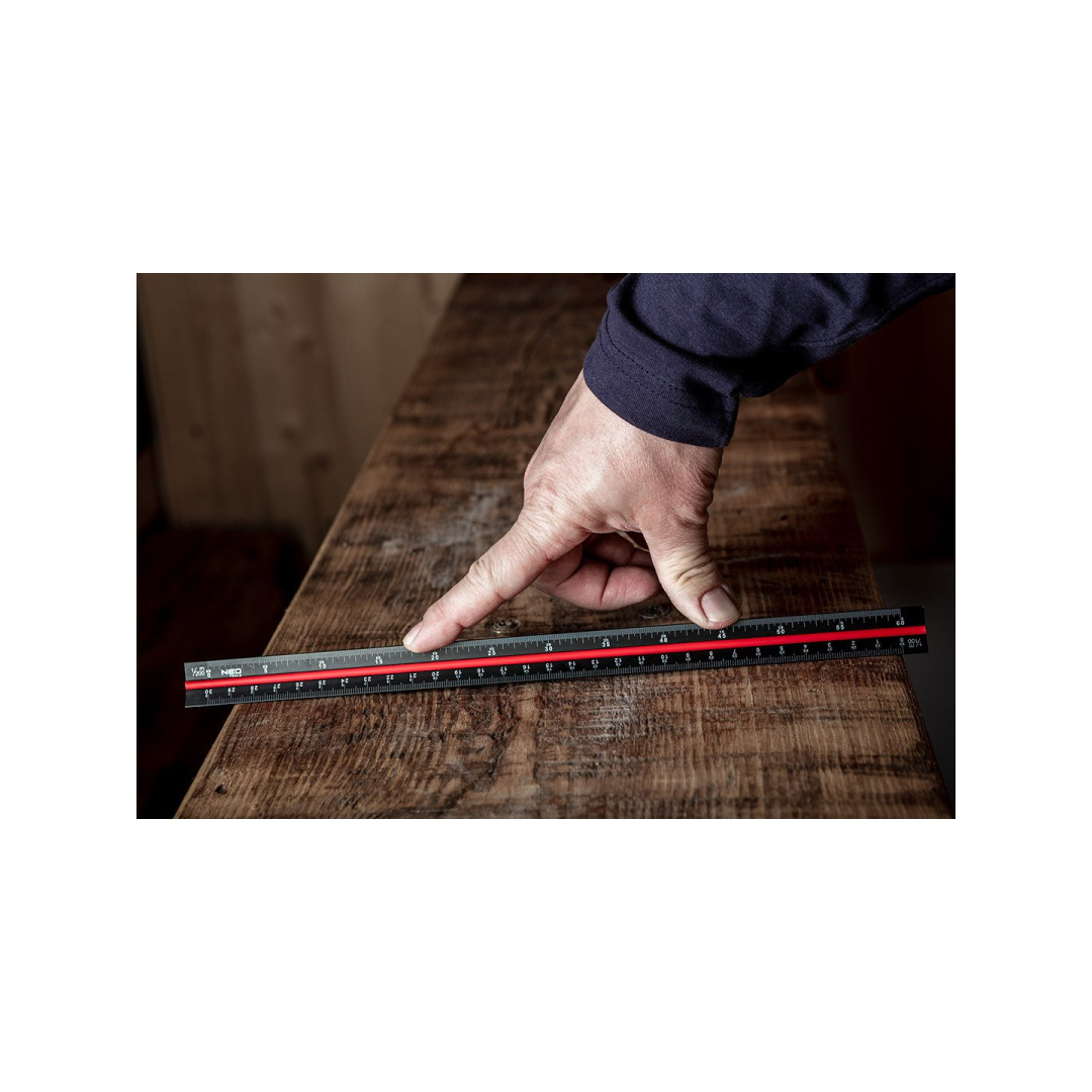 Trikampė liniuotė, 30 cm 2