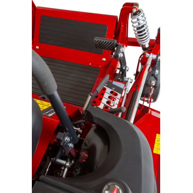 Dyzelinis vejos traktoriukas Ferris ZERO-TURN IS2600,19,1 kW, 155 cm 5