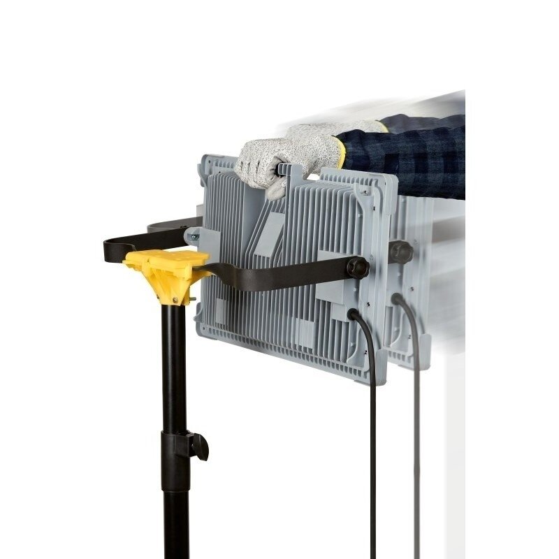 Trikojis stovas LENA LIGHTING 200 cm 4 Trikojis stovas LENA LIGHTING 200 cm 4