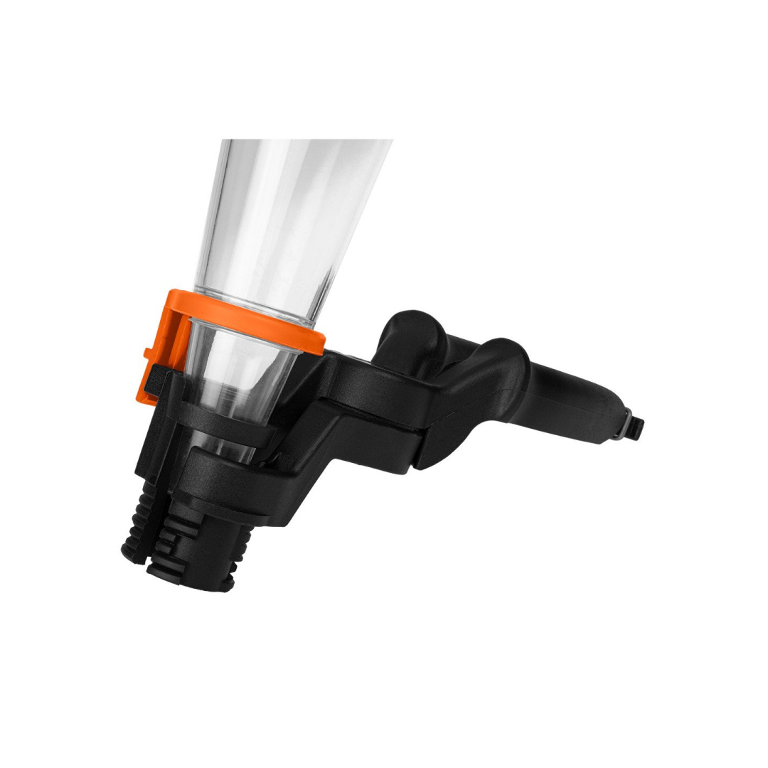 Universalus piltuvas 125mm, su tvirtinimo kronšteinu 8