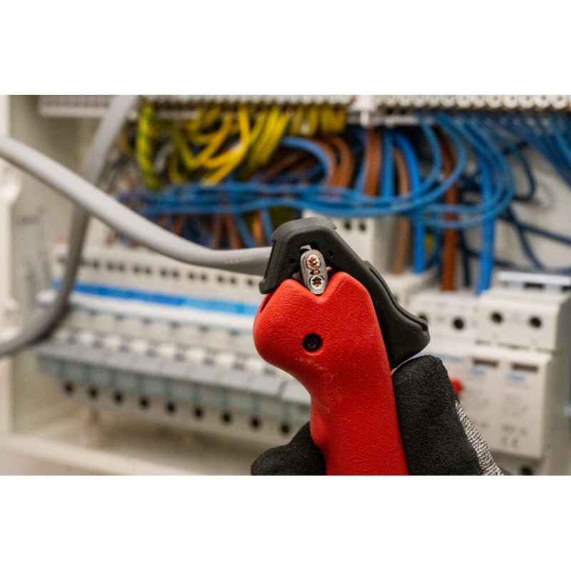 Universalus nuizoliavimo įrankis MILWAUKEE 4in1 6 Universalus nuizoliavimo įrankis MILWAUKEE 4in1 6