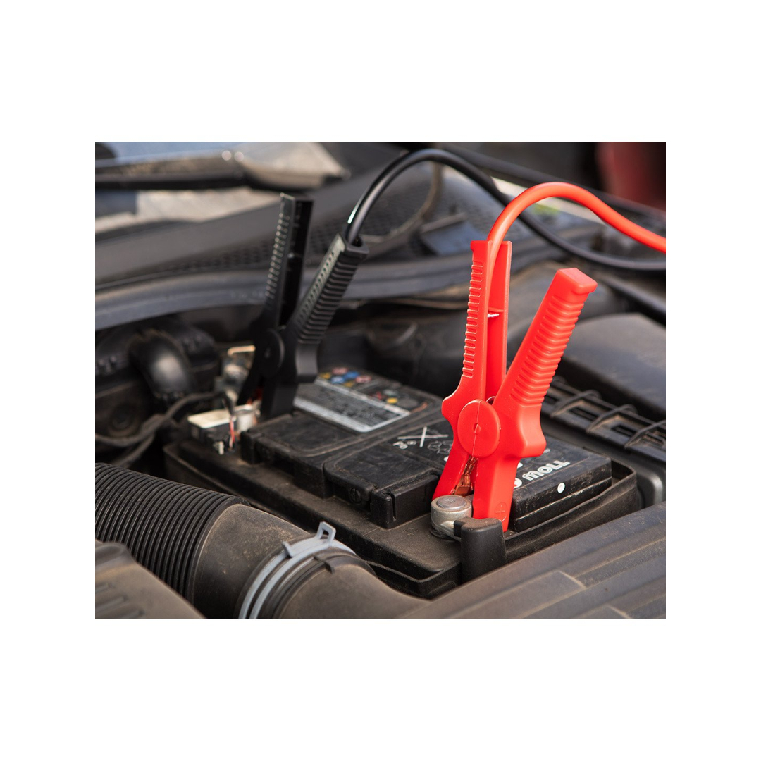 Užvedimo laidai, max. 200A x 2.5m, copper 3 Užvedimo laidai, max. 200A x 2.5m, copper 3