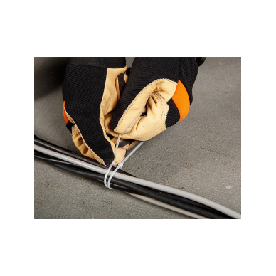 Užveržimo dirželiai 2,5mmx200mm, 100vnt. Balti 2 Užveržimo dirželiai 2,5mmx200mm, 100vnt. Balti 2