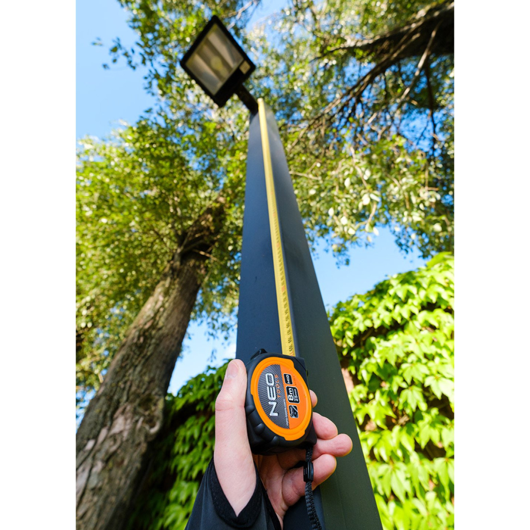 Valcuoto plieno juostos matas 8 m x 25 mm, magnetas 3