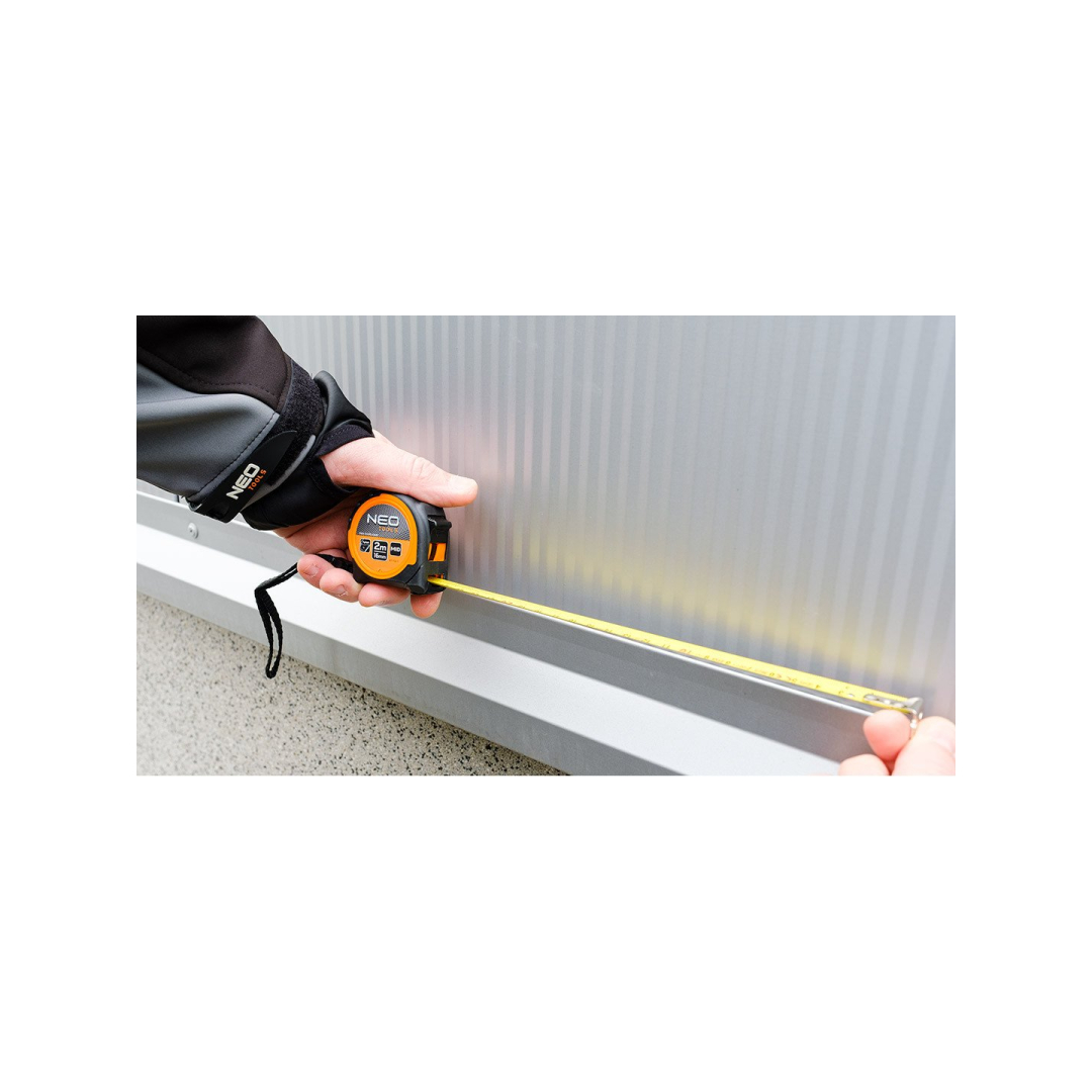 Valcuoto plieno ruletė 2 m x 16 mm, magnetas 4 Valcuoto plieno ruletė 2 m x 16 mm, magnetas 4