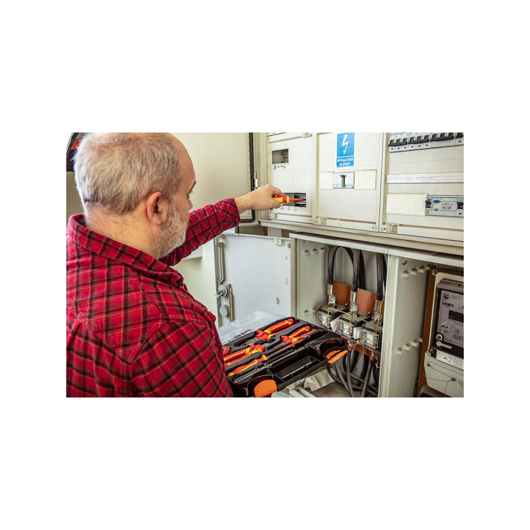 VDE įrankių rinkinys 7 vnt. 4