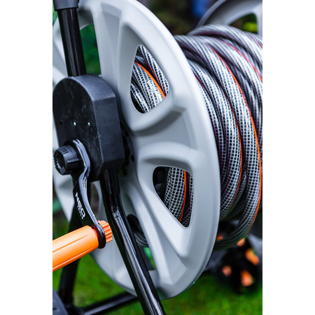 Vežimėlis sodo žarnai, metalinis, iki 60 m 1/2 '' žarnos, su žarnos kreipikliu 5