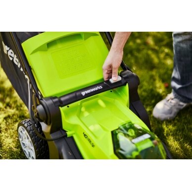 Akumuliatorinė vejapjovė Greenworks G40LM41K2, 40 V, 2,0 Ah, 41 cm 4 Akumuliatorinė vejapjovė Greenworks G40LM41K2, 40 V, 2,0 Ah, 41 cm 4