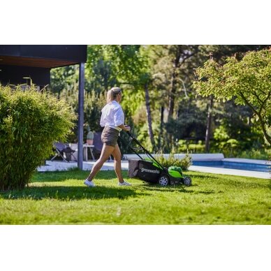 Akumuliatorinė vejapjovė Greenworks G40LM41K4, 40 V, 4,0 Ah, 41 cm 9 Akumuliatorinė vejapjovė Greenworks G40LM41K4, 40 V, 4,0 Ah, 41 cm 9