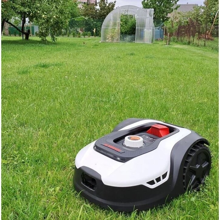 Vejos robotas Sunseeker RMA1001M20V, 1000 m2 1 Vejos robotas Sunseeker RMA1001M20V, 1000 m2 1