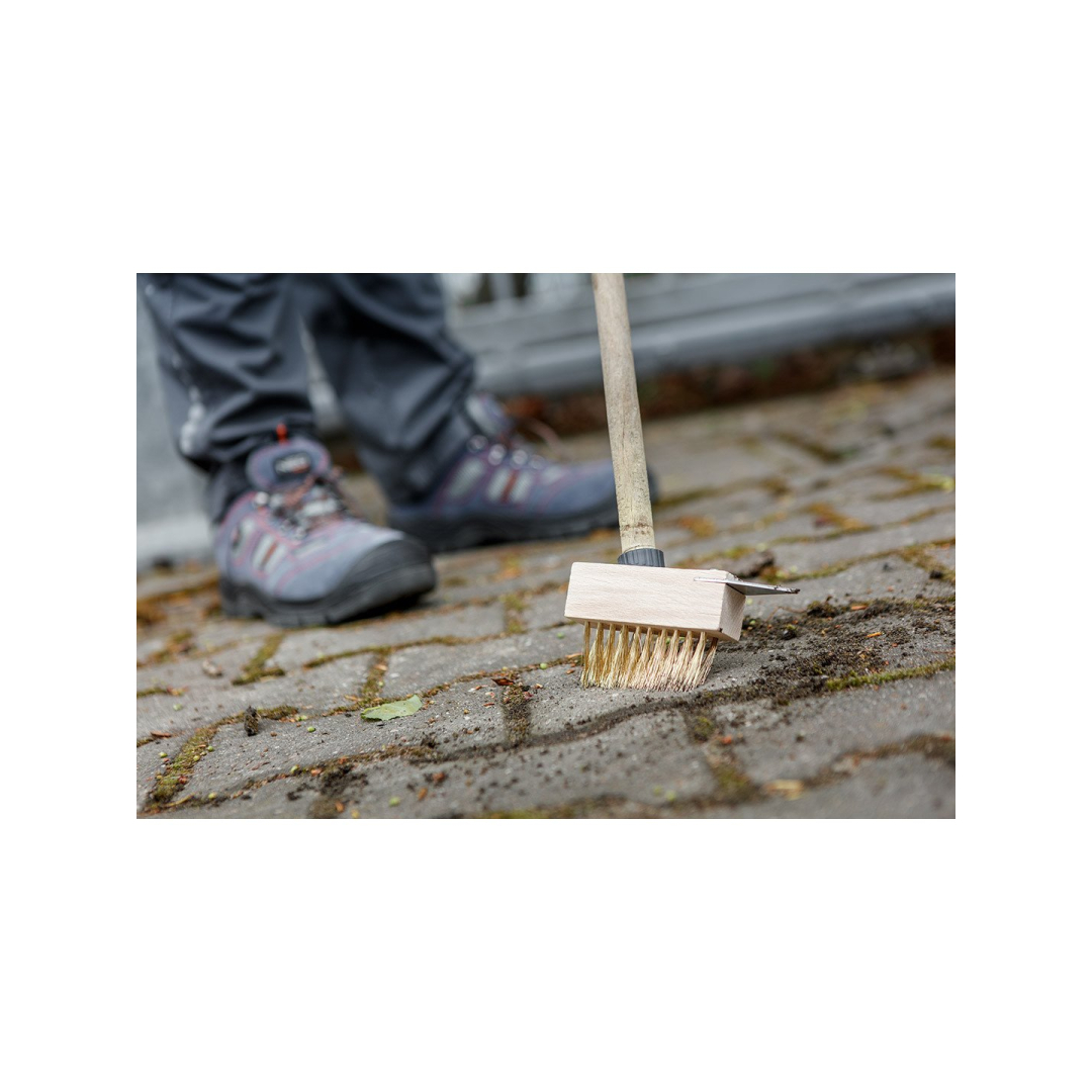 Vielinis šepetys grindinio akmenims su grandikliu 2 Vielinis šepetys grindinio akmenims su grandikliu 2