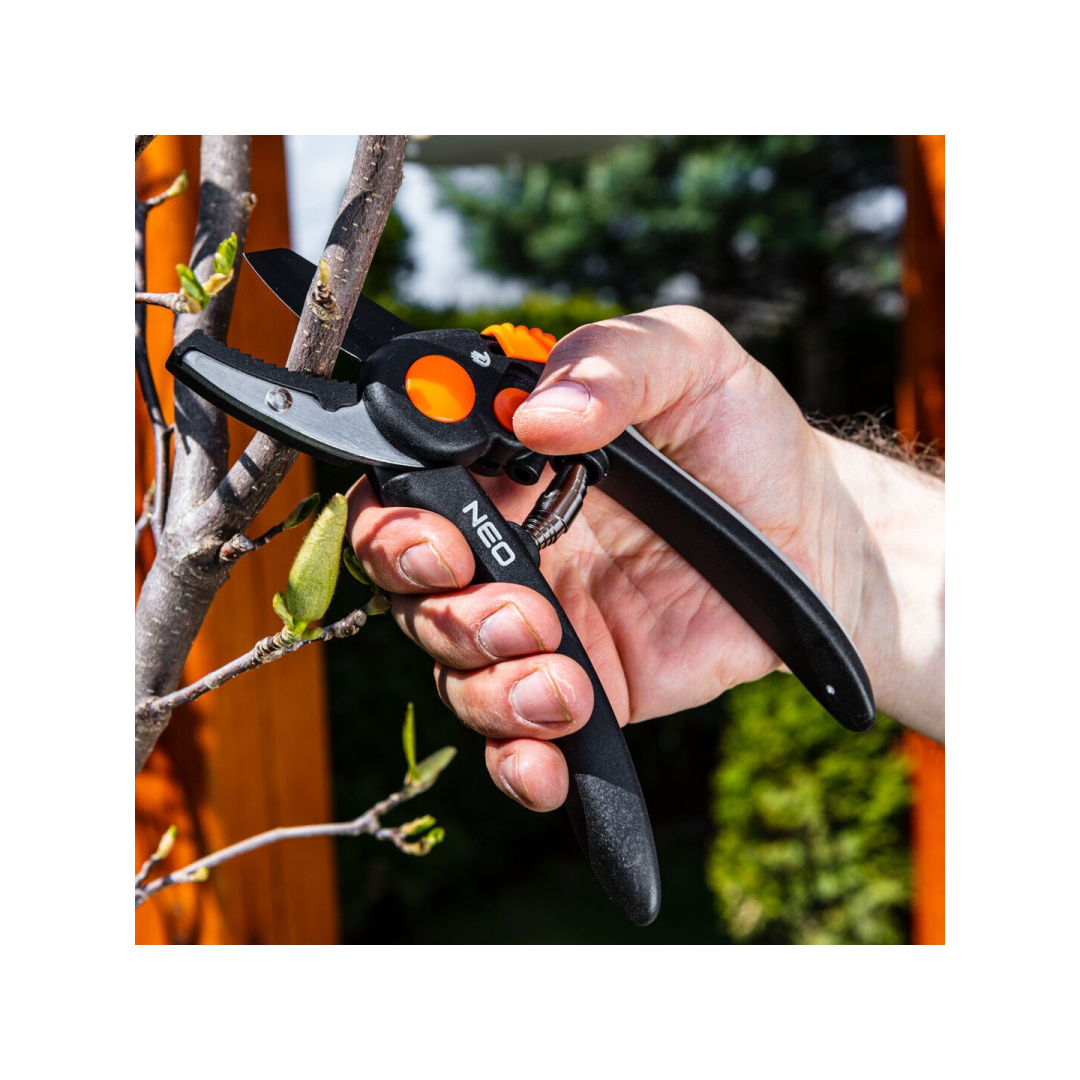 Žirklės su antkakliu 200 mm, diapazonas iki 18 mm, reguliuojami tarpai 2