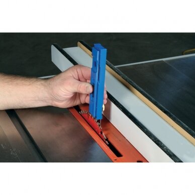 Žymėjimo šablonas su gulsčiuku KREG KMA2900-INT 4 Žymėjimo šablonas su gulsčiuku KREG KMA2900-INT 4