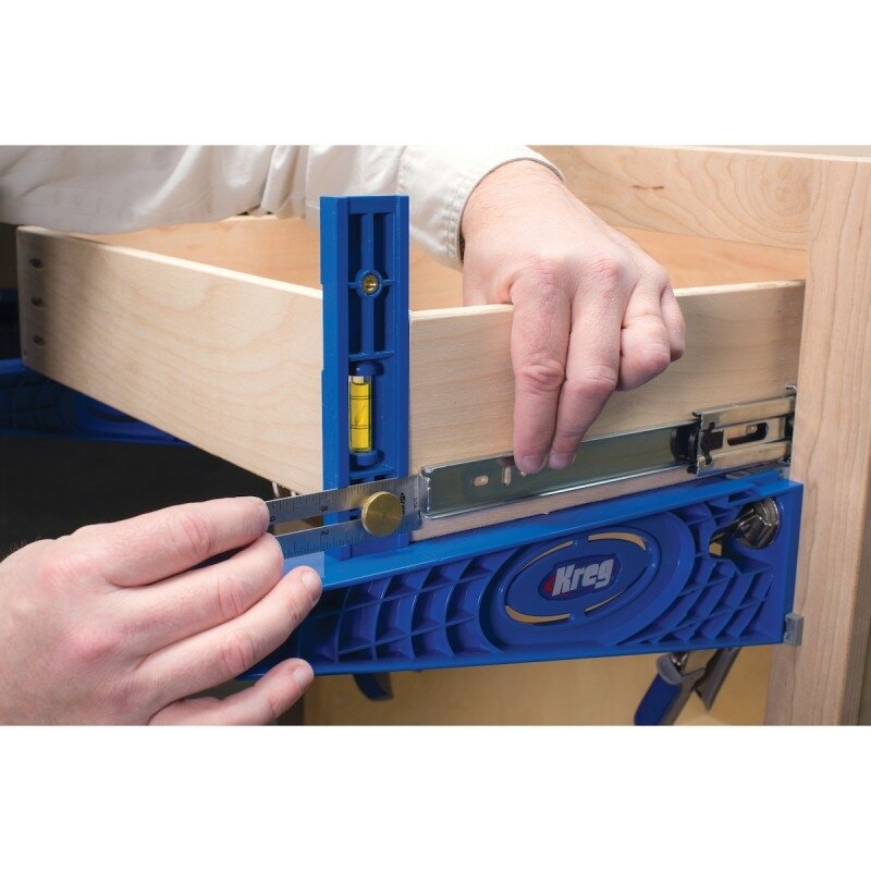 Žymėjimo šablonas su gulsčiuku KREG KMA2900-INT 1 Žymėjimo šablonas su gulsčiuku KREG KMA2900-INT 1